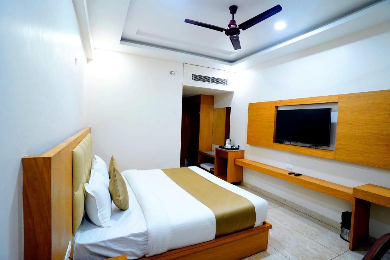 Hotel Amansara ลัคเนา ภายนอก รูปภาพ
