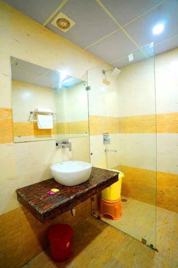 Hotel Amansara ลัคเนา ห้อง รูปภาพ